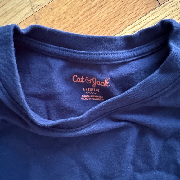 Cat and jack tshirt - Picture 2 of 2